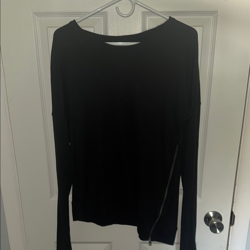 DYI Classic Black Pullover with Zipper Detail. Size M/L. EUC.